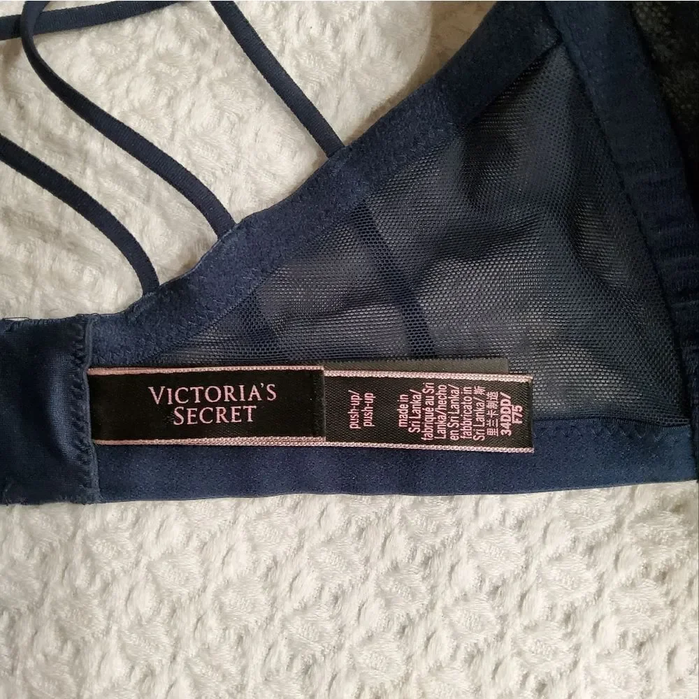 Victoria's Secret Very Sexy Push Up Bra Size 34DDD
